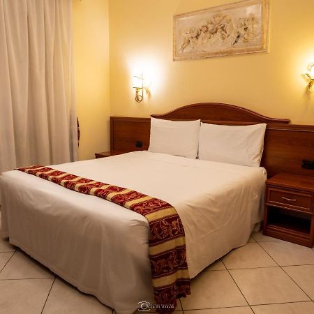 Alla Basilica Rooms Рим Екстер'єр фото