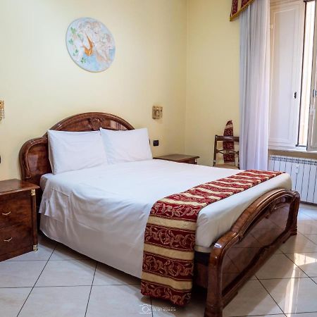 Alla Basilica Rooms Рим Екстер'єр фото