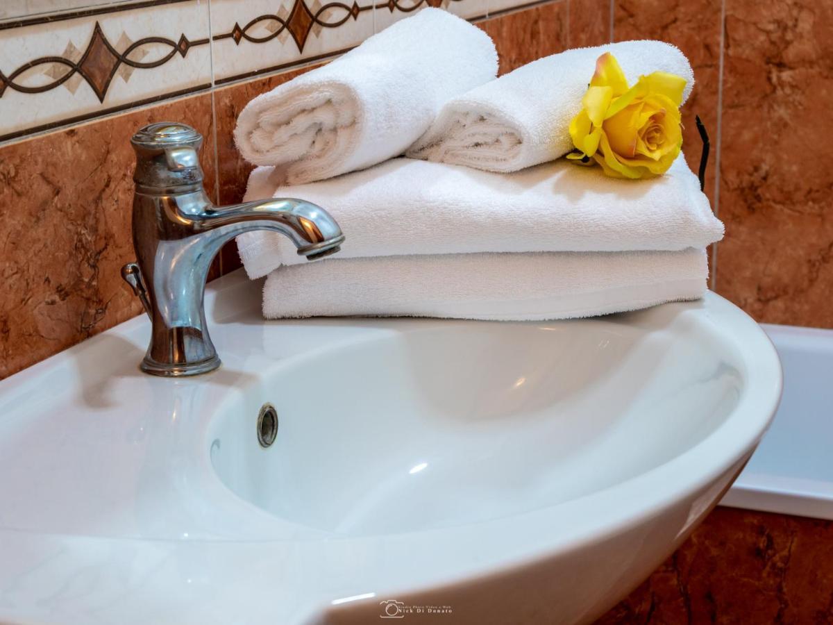 Alla Basilica Rooms Рим Екстер'єр фото