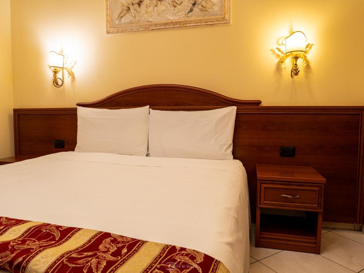 Alla Basilica Rooms Рим Екстер'єр фото